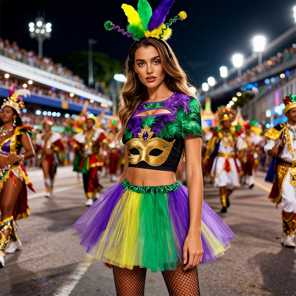 Set Costume Carnevale 2026 con - Ethnic Clothing & Online Fashion Store Khaadi Us recensione e prezzo
